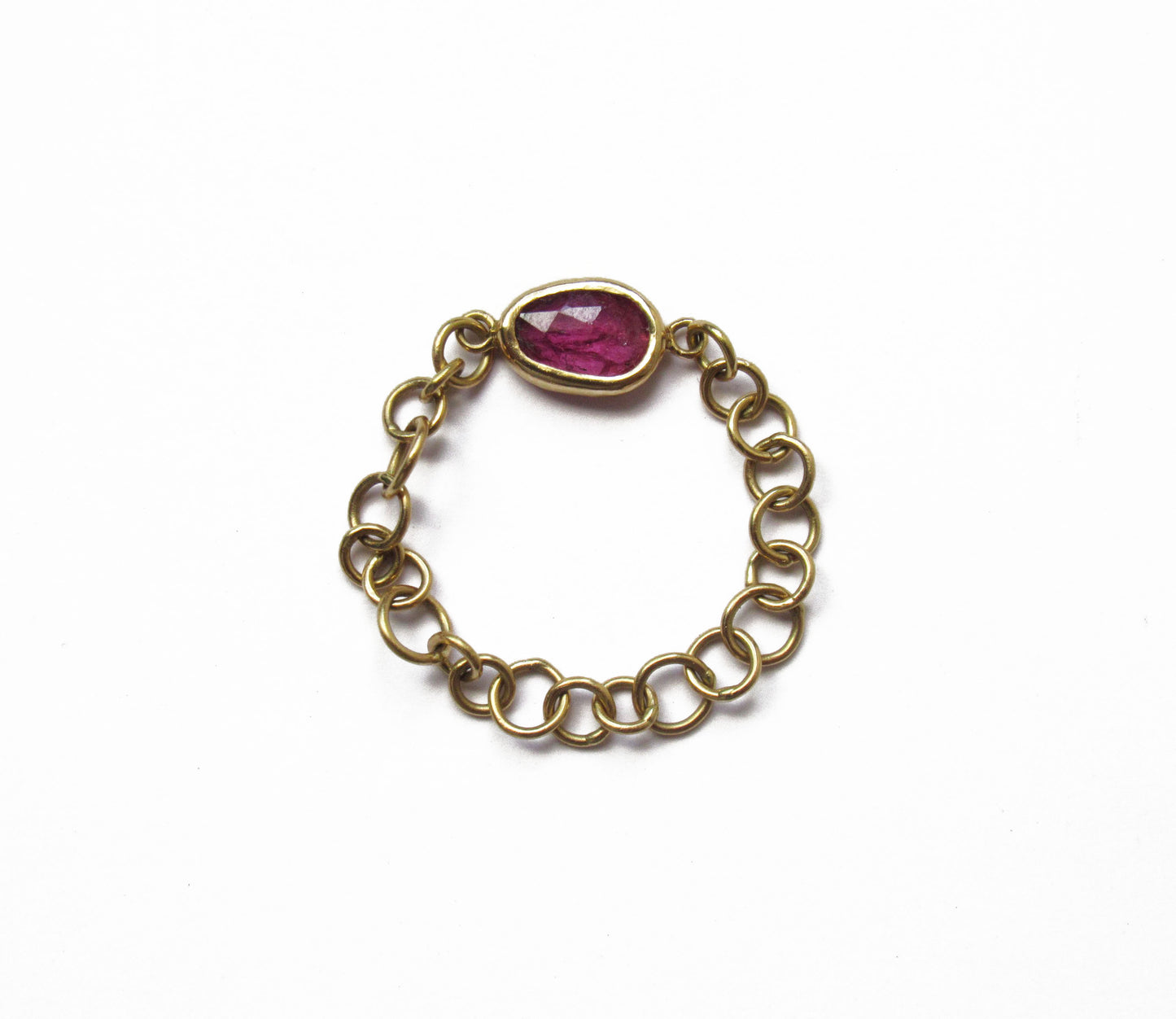 bubble chain ring (unheated ruby)