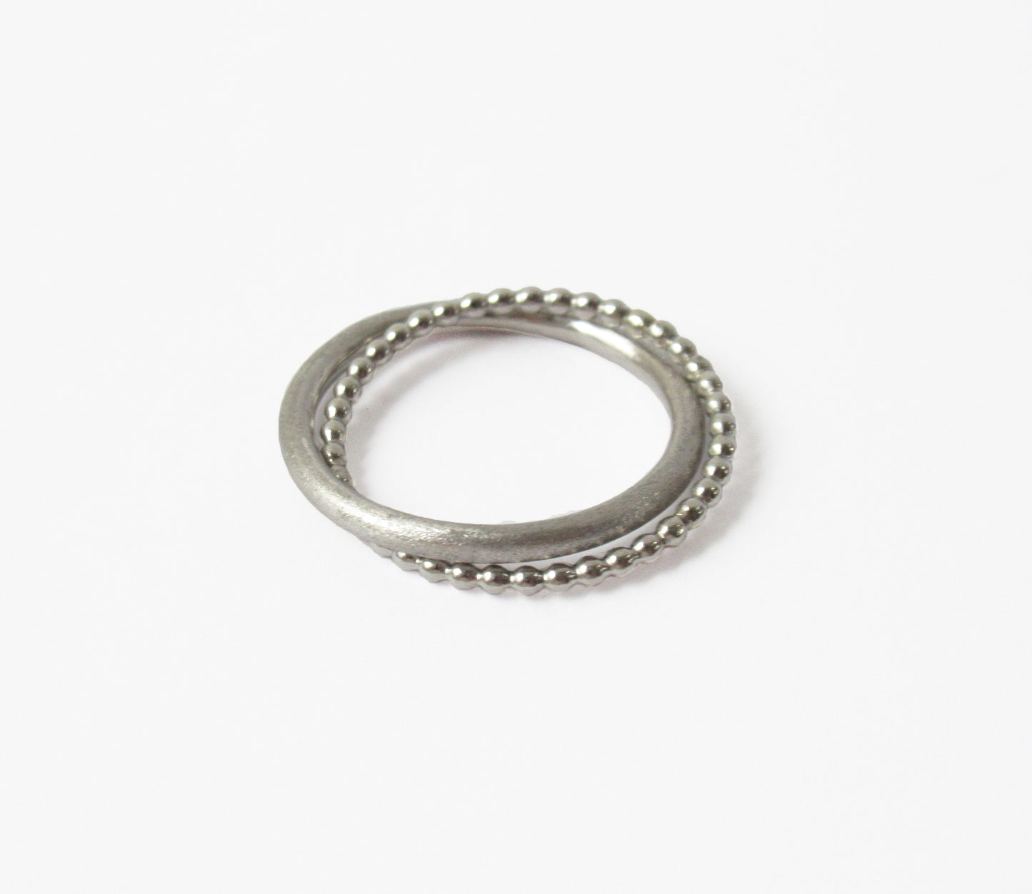 crossing marriage ring / Pt900
