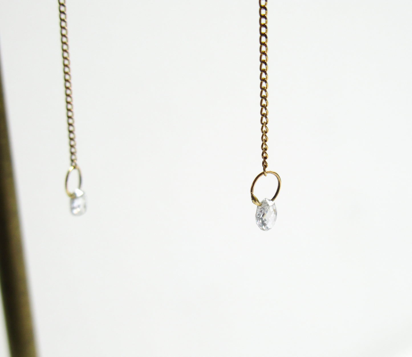 tiny diamond chain pierced earring (white diamond) / K18 (両耳)