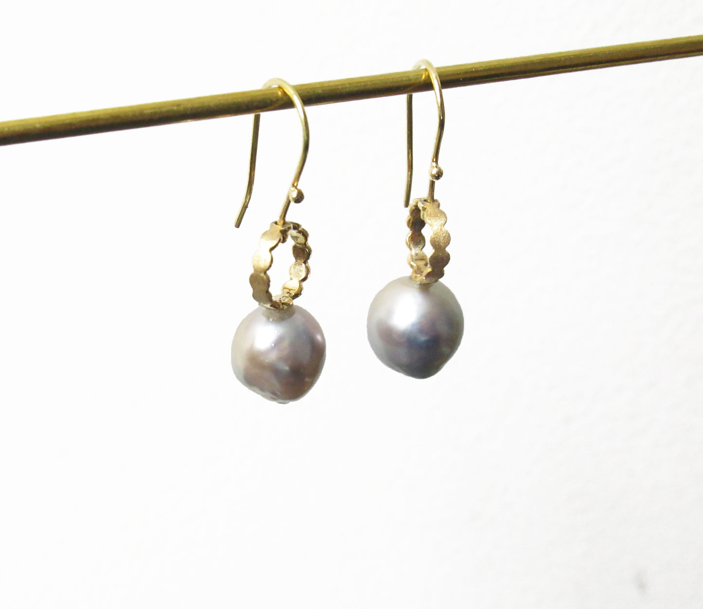 kerama pearl × marumaru hook earring / K18 (両耳)