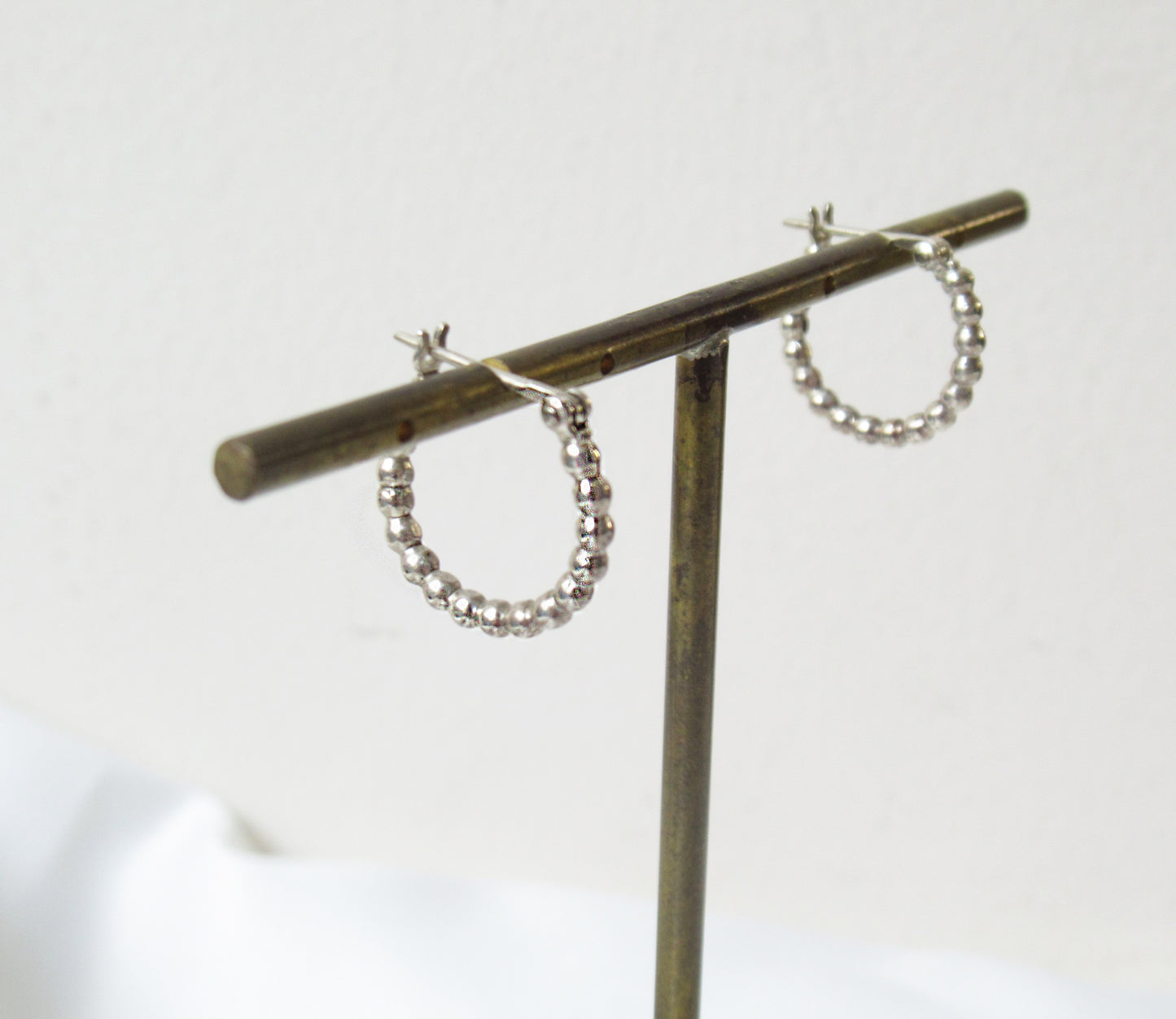 tsubutsubu silver hoop earring (pierce) 1 / Silver (両耳)