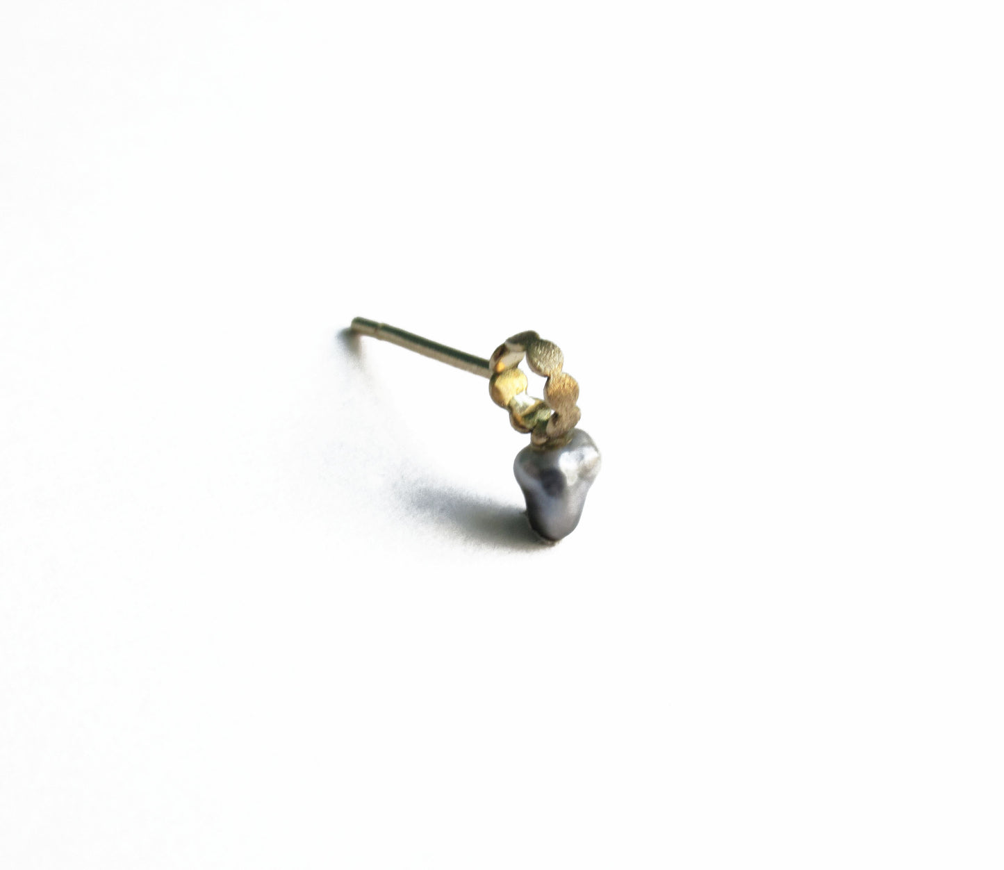 kerama keshi pearl pierced earring / K18 (片耳)