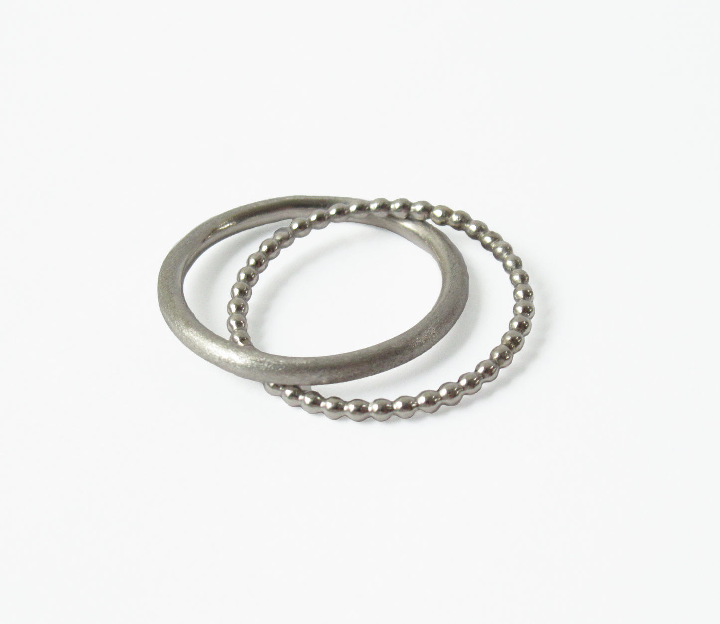 crossing marriage ring / Pt900