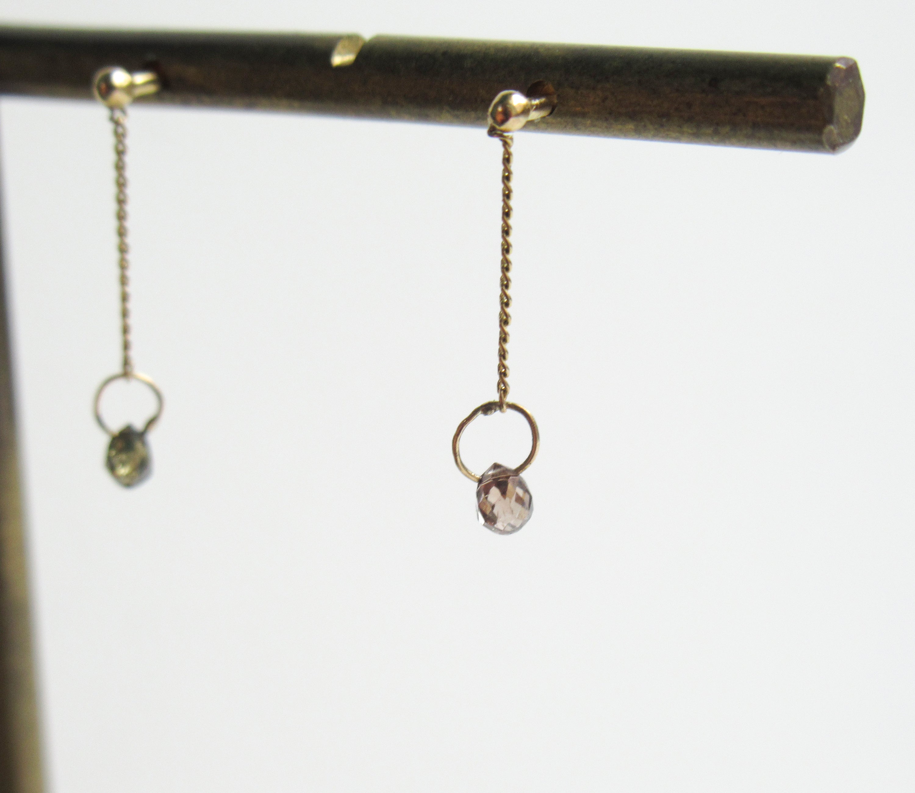 Gram K18 tiny diamond bar ピアス Gram K18 tiny diamond bar ピアス