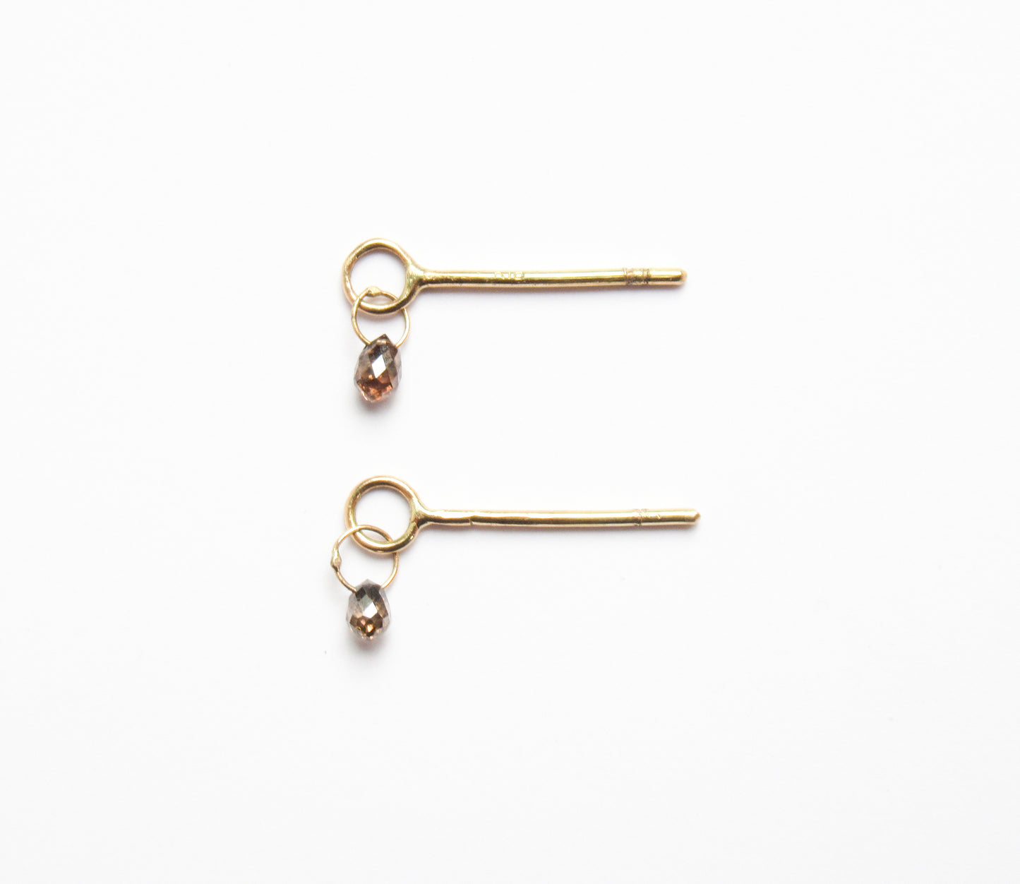 tiny diamond pierced earring (brown diamond) / K18 (両耳)