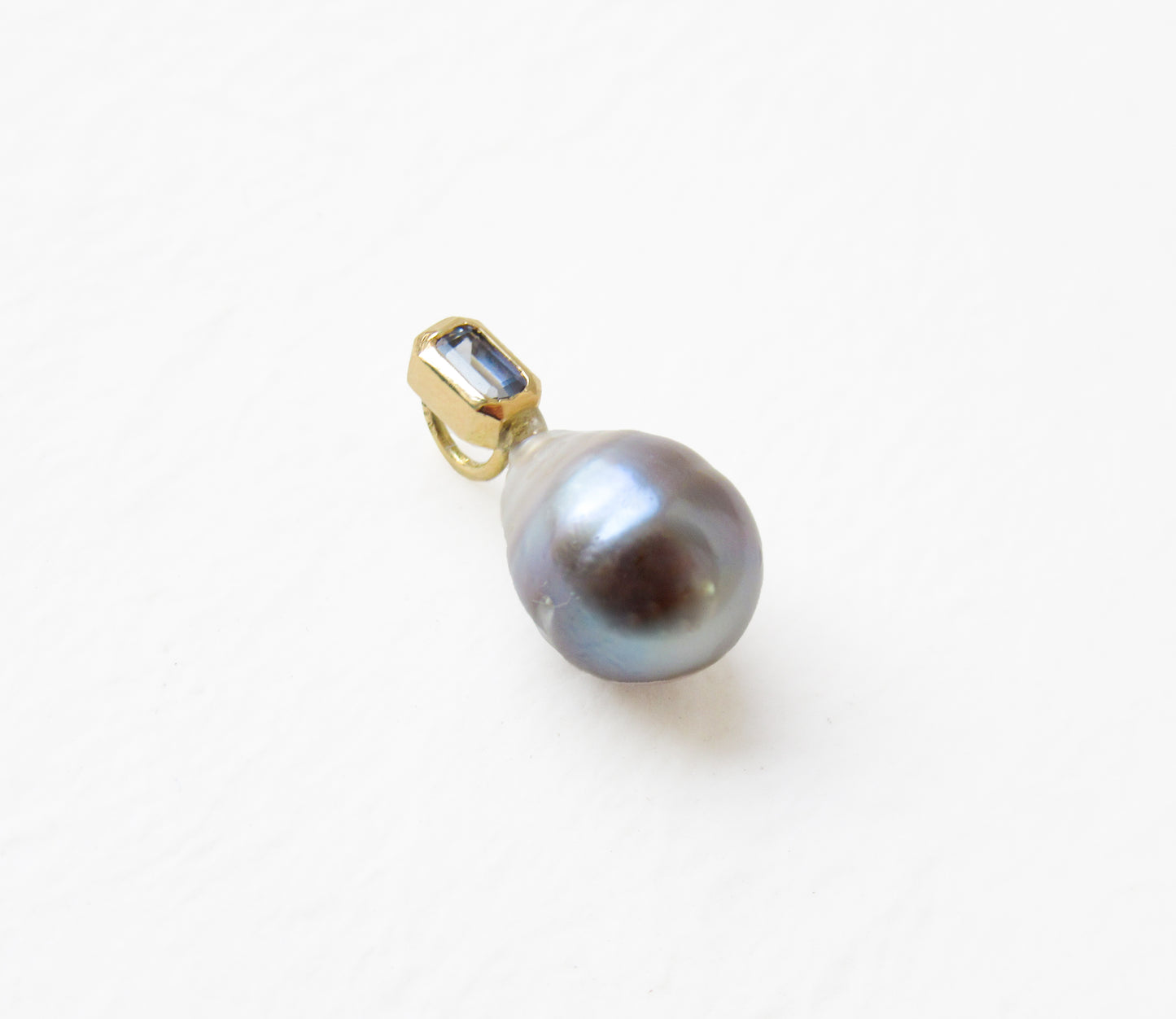 kerama perarl × blue sapphire charm / K18