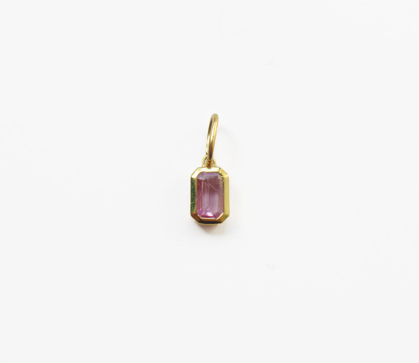 pink sapphire charm / K18