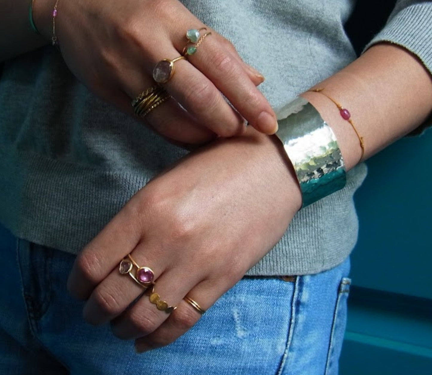 wide silver bangle / Silver