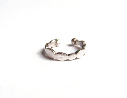gradation oval silver earcuff / Silver (片耳)