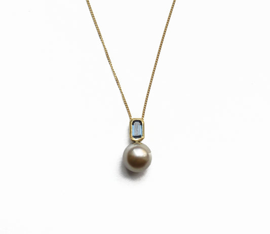 kerama pearl × blue sapphire necklace / K18 (50cm)