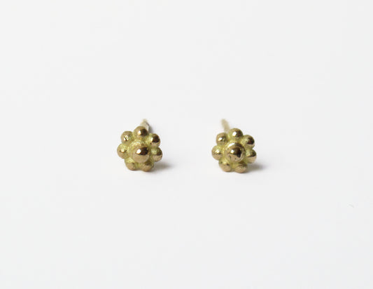 tsubutsubu flower earring 1 / K18 (片耳)