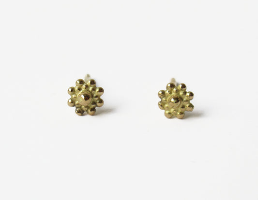 tsubutsubu flower earring 2 / K18 (片耳)
