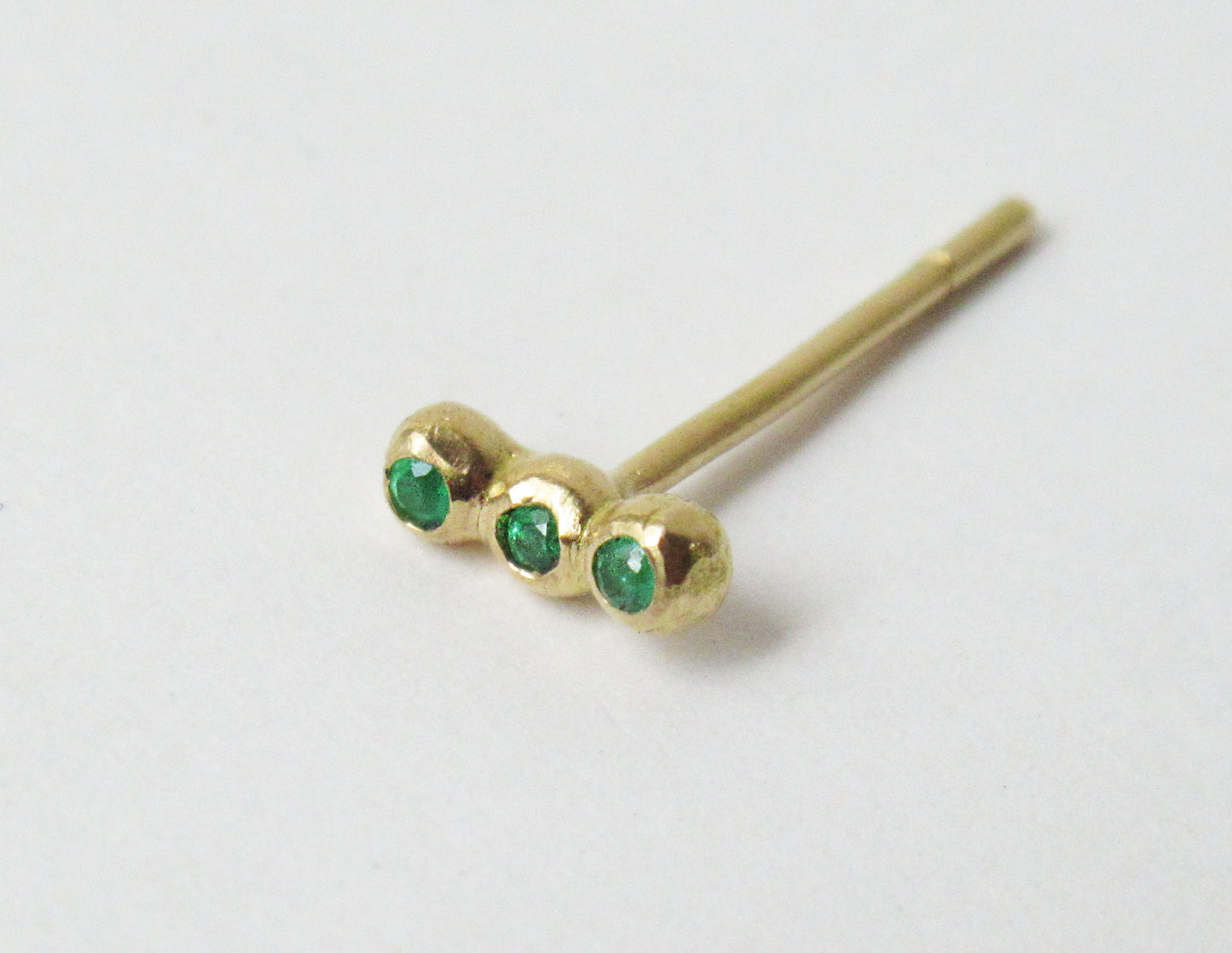 tsubutsubu emerald earring / K18,Emerald (片耳)